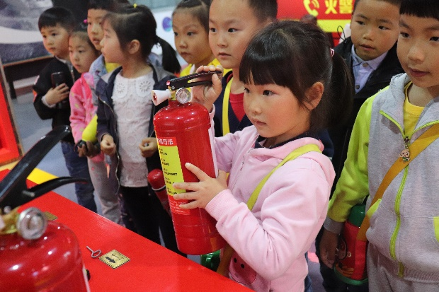 賽孚城、南京科技館應急教育研學一日